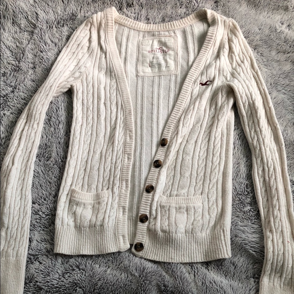 Hollister sweater